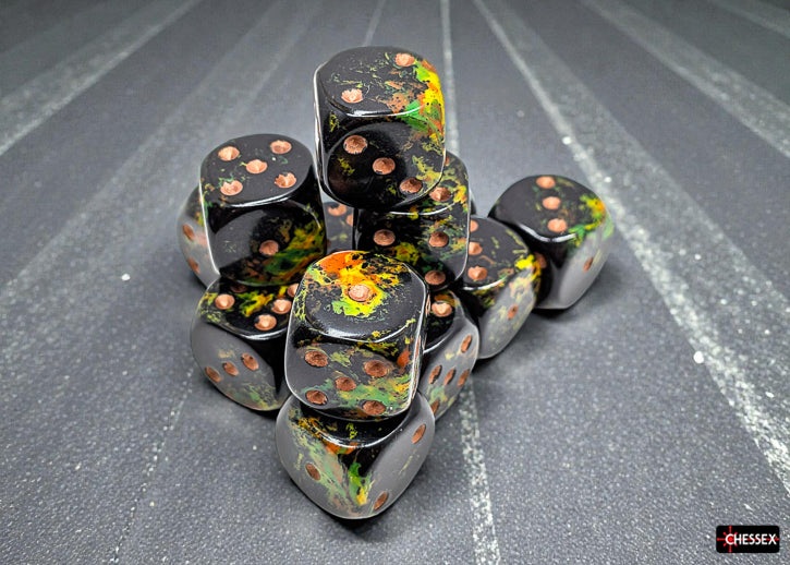 Chessex: Brush Deep Forest/gold 16mm d6 Dice Block (12 dice)