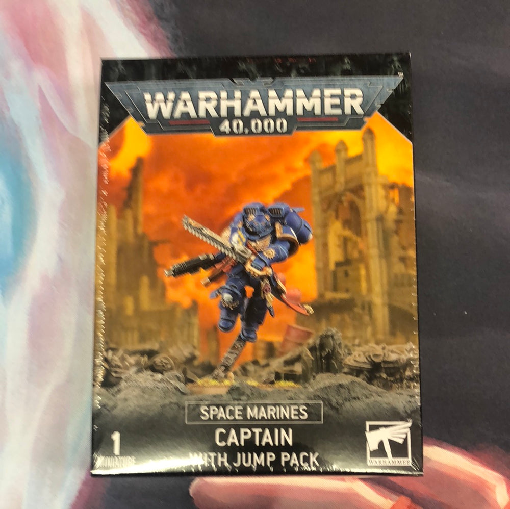 Warhammer 40,000 Space Marines: Captain