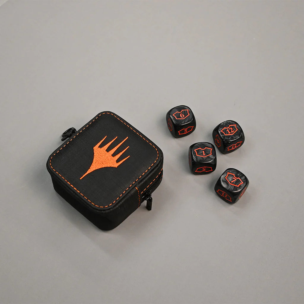 MTG: Mythic Edition Loyalty Dice and Case